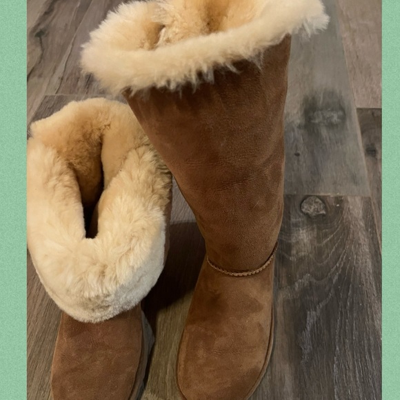 UGG BAILEY BOW TALL - Picture 12 of 16